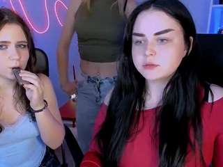 mia-lay