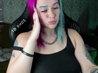 Neon-Baddie