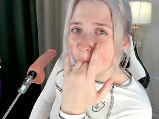 nicole-amour camsoda