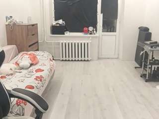 PeiDebo live cam preview
