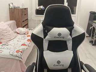 PeiDebo live cam preview