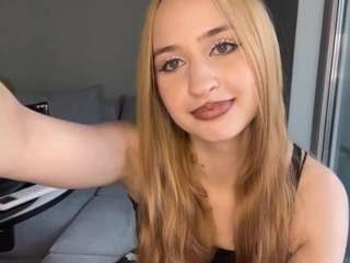 clarissahaglund Live Webcam on CamSoda
