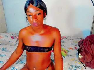 ebony-nayarax