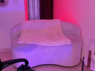 samantha-connor1's CamSoda show and profile