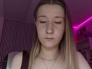 haleysanmartin's live room