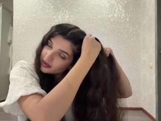 Izabel live cam preview