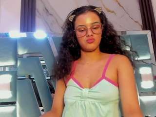 Lynn-Morgan live cam preview
