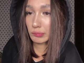 madiebazzel camsoda