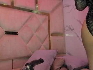 EmilyBrooksSS live cam preview
