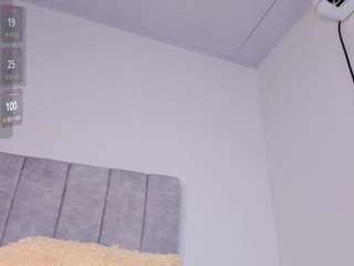 goddess-sara69 live cam preview