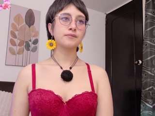milu-razzo live cam preview