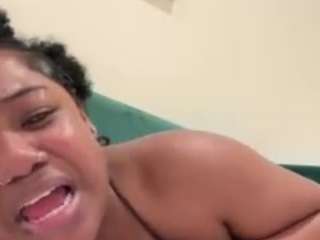 nunuthegod live cam preview