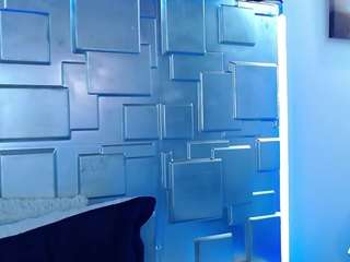 Roxy-Wild live cam preview