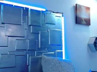 Roxy-Wild live cam preview