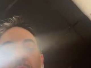 tomjonesing23