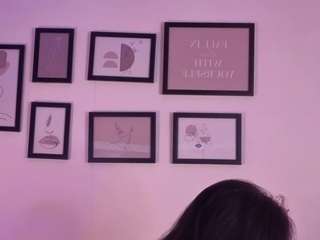 pamela-tomas webcam