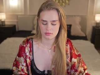 caroline054