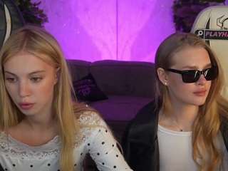 Caroline054