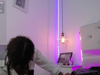 cloe-honny live cam preview
