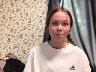 CorinnaVanlue live cam preview