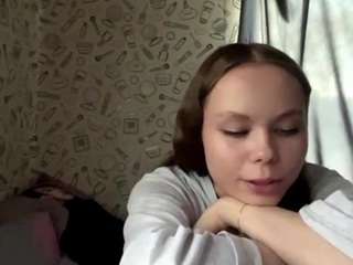 CorinnaVanlue live cam preview