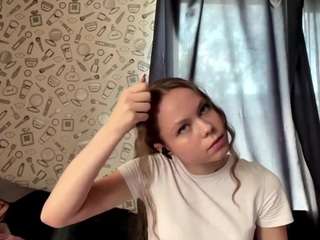 CorinnaVanlue live cam preview
