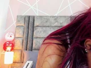 Nahomy-hot