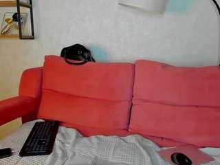 Ella-Evanss live cam preview