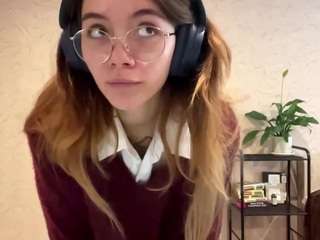 Laquandaalias's cam show statistics and live stream
