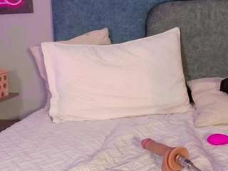 MiaCullens live cam preview