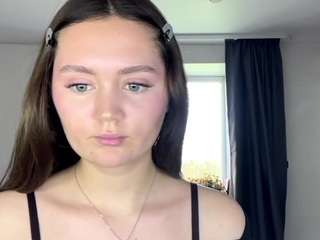 Deidra live cam preview