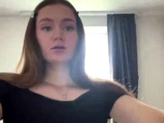 Deidra live cam preview