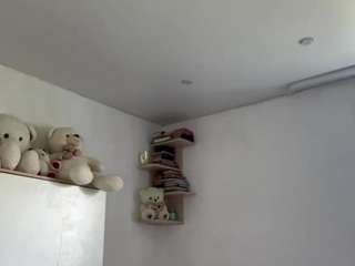 Deidra live cam preview