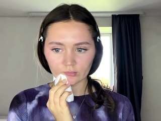 Deidra live cam preview