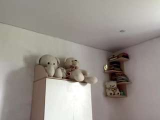 Deidra live cam preview