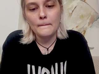 le modèle ellabloom est en webcam porno dans un show sur le site camsoda, il possède les tags suivants: ahegao,body massage,brown eyes,dirty talk,drinking,erotic dance,facial piercings,foot fetish,smoking,spanking,tattoos,big tits,blonde hair,curvy,hd