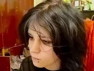 lesliwoolum