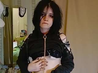 lesliwoolum