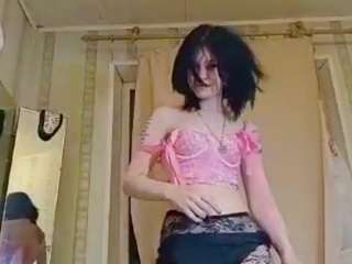 LesliWoolum