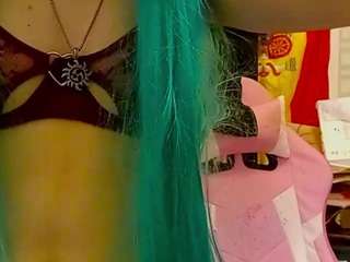 lesliwoolum