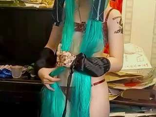 lesliwoolum