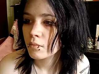 lesliwoolum