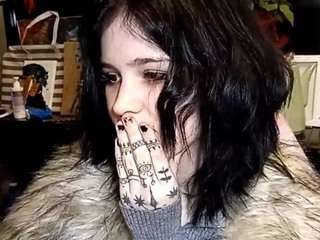 LesliWoolum