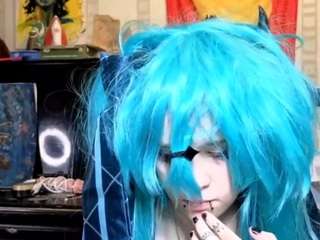lesliwoolum