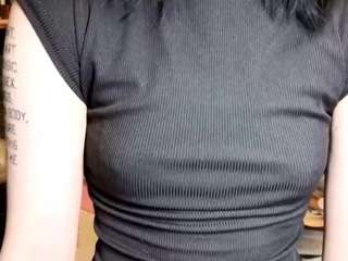 lesliwoolum
