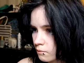 lesliwoolum