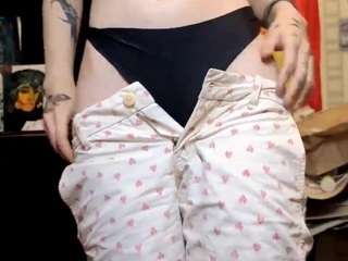 LesliWoolum