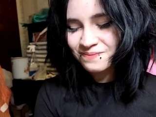 lesliwoolum