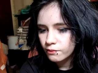 lesliwoolum