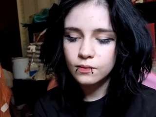 LesliWoolum